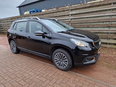 Peugeot 2008 1.2 PureTech Blue Lion Navigatie