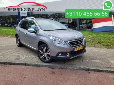 Peugeot 2008 1.2 PureTech Féline Pano Gripmodus Navi