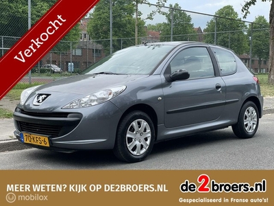 Peugeot 206 + 1.1 XR Airco/ 126.000 Km