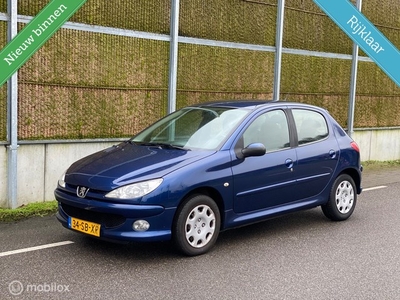 Peugeot 206 1.4-16V Air-line 3 APK/NAP/AIRCO