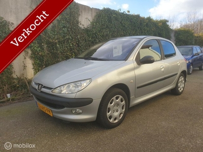 Peugeot 206 1.4-16V Gentry 5 Drs Airco VERKOCHT