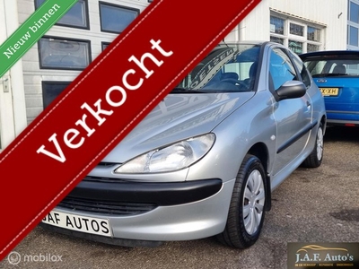 Peugeot 206 1.4 2d eig Trekhaak Lage km Zuinig Nw banden!