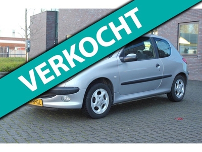 Peugeot 206 1.4 Gentry 1Jaar APK!!