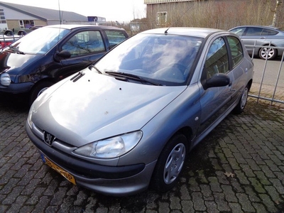 Peugeot 206 1.4 Gentry