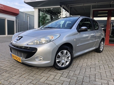 Peugeot 206+ 1.4 Millesim 200 (bj 2011)