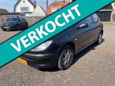 Peugeot 206 1.4 XR Stuurbekrachtiging AUX MP3 Velgen APK