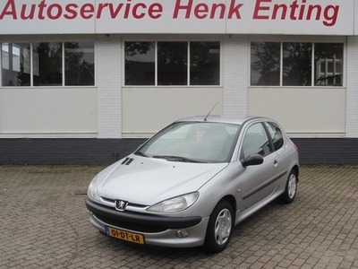 Peugeot 206 1.6 XS (bj 2000)