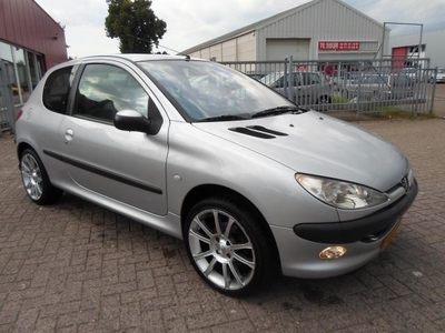 Peugeot 206 2.0 HDi XT éco AIRCO LM VELGEN