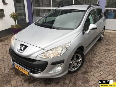 Peugeot 308 1.6 HDiF Premium * AIRCO * NAVIGATIE *