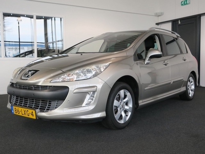 Peugeot 308 SW 1.6 VTi XT Panoramadak / Trekhaak (bj 2010)