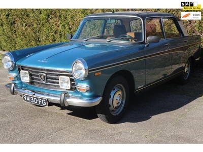 Peugeot 404 CONFORT NETTE , HARDE EN EEN GOED RIJDENDE AUTO