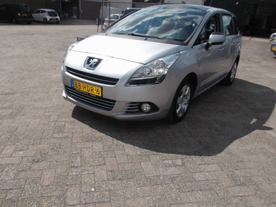 Peugeot 5008 1.6 VTi Blue Lease 5p. panodak airco