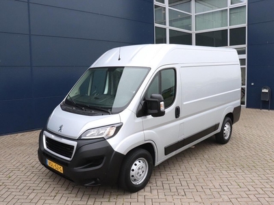 Peugeot Boxer GB 435 L2H2 Premium BlueHDi 165PK Navigatie