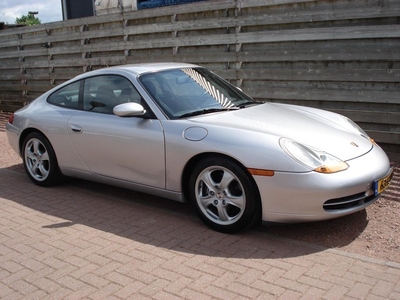 Porsche 911 3.4 Coupé Carrera