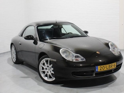 Porsche - 911 (996) Carrera 4 Cabriolet - 2000