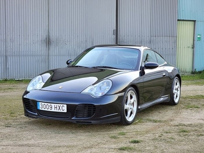 Porsche - 911 (996) Carrera 4S - 2002