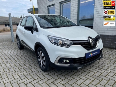 Renault Captur 0.9 TCe Intens Wit Metallic