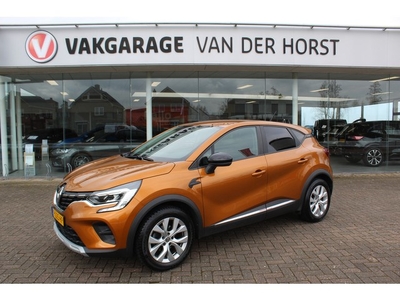 Renault Captur 1.3 TCe 130 Intens, Navigatie , Cruise