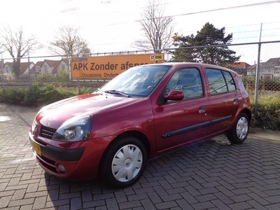 Renault Clio 1.4-16V Privilège WEINIG KM ,AIRCO (bj 2001)