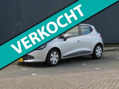 Renault Clio 1.5 dCi Expression Dealer onderhouden.