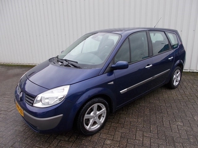 Renault Grand Scénic 2.0-16V Privilège Comfort 7 Pers. (