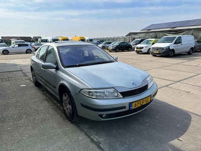 Renault Laguna 1.6 16V Expression AIRCO / NAP