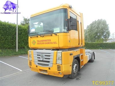 Renault Magnum 400 Euro 3 (bj 2004)