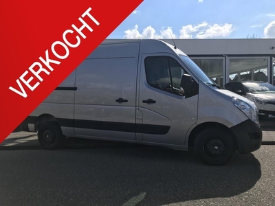 Renault Master T35 2.3 dCi L2H3