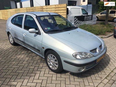 Renault Mégane 1.6-16V Expression AIRCO