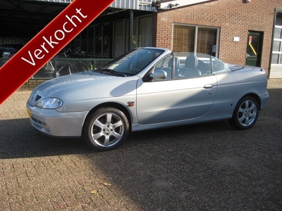 Renault Mégane Cabrio 1.6-16V Privilège (bj 2002)