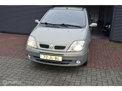 Renault Scenic 1.6-16V Air