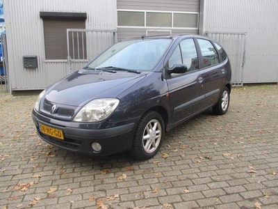 Renault Scénic 2.0-16V RXI