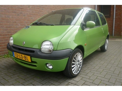 Renault Twingo 1.2-16V Privilège (bj 2002)