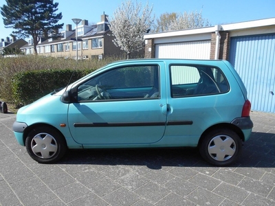 Renault Twingo 1.2 Comfort MET NIEUWE APK VOOR 795 EURO