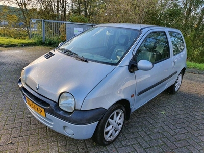 Renault Twingo 1.2 Hélios Quickshift 5 (bj 2002, automaat)