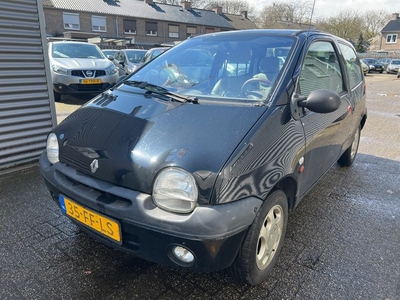 Renault Twingo 1.2 Initiale 1 JAAR APK