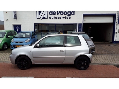 Seat Arosa 1.4i Stella (bj 2004)