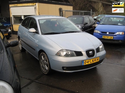 SEAT Ibiza 1.4-16V Signo st bekr cv airco elek pak nap apk