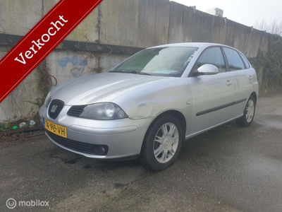 Seat Ibiza 1.4-16V Sport VERKOCHT