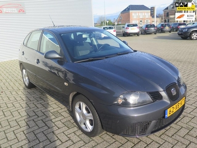 Seat Ibiza 1.4-16V Trendstyle. airco cruise-control