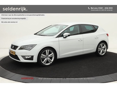 SEAT Leon 1.4 EcoTSI FR Connect Full LED Navigatie