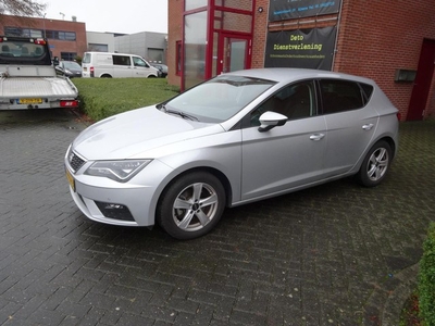 Seat Leon 1.4 TGI Style Airco/Navi/Boekjes