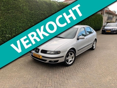 SEAT Leon 1.6-16V Sport 1 jaar apk ( AIRCO !!! )