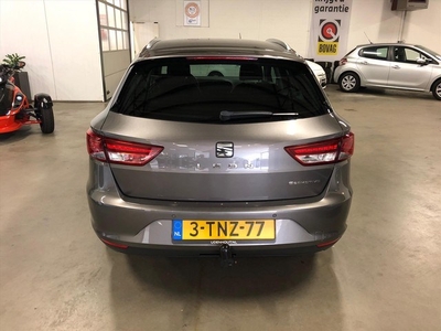 SEAT Leon 1.6 TDI 110PK Ecomotive Style