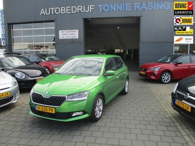 Skoda FABIA 1.0 Clever, nieuw model,navi,afstandhouder,lane