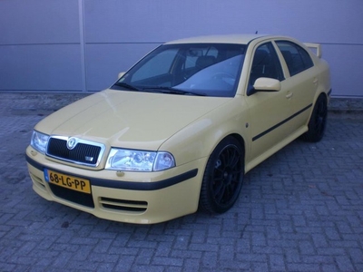 Skoda Octavia 1.8 T RS