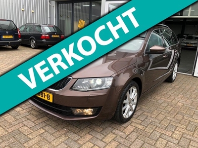 Skoda Octavia Combi 1.6 TDI Elegance Businessline Dsg