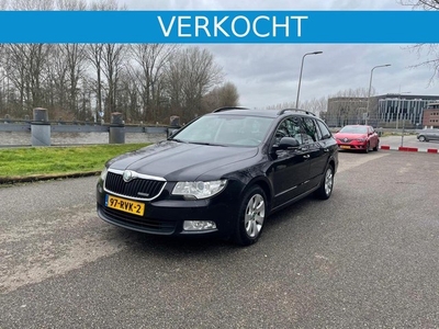 Skoda Superb Combi 1.6 TDI Greenline Comfort Bus. NAVI