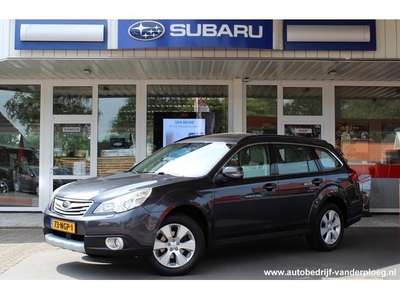 SUBARU Outback 2.5 CVT Executive * Navigatie * Leder