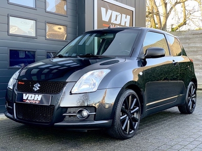 Suzuki Swift 1.6 SPORT - CLIMATE CONTR - NAVIGATIE -